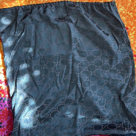 Small classic Gucci hand bag. Brown leather trim. - Picture 8 of 9